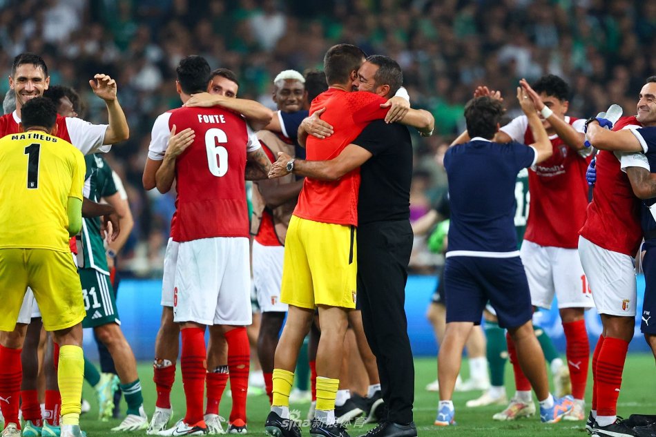 打出了整体 打出了整体