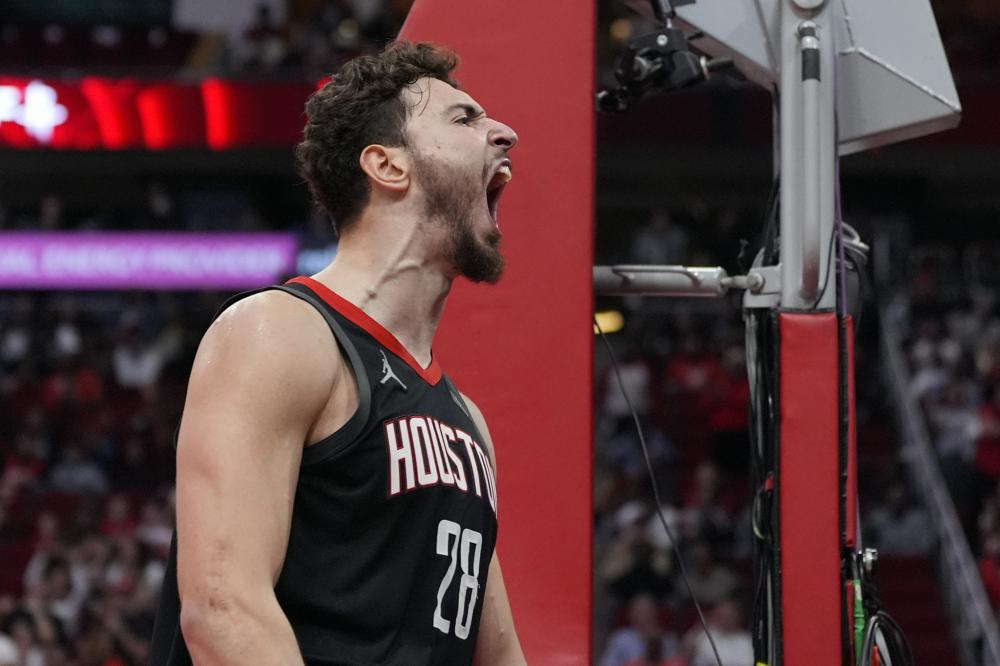 他不仅是一 他不仅是一