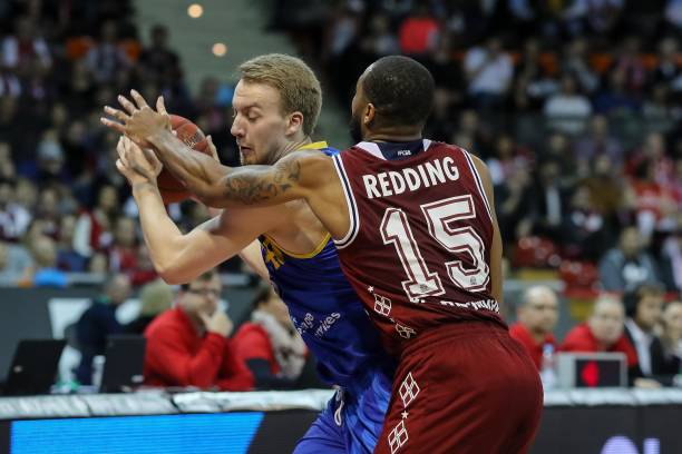 这一新闻引 这一新闻引