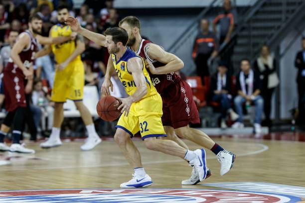 团队成员透 团队成员透